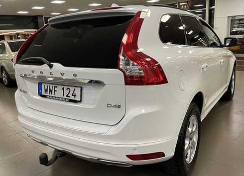 Vit Volvo XC60 D4 stulen i Helsingborg